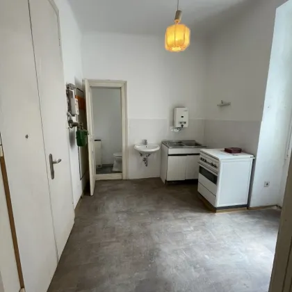 2-Zimmer-Wohnung mit Renovierungsbedarf - Bild 3