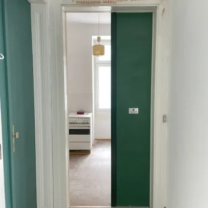 2-Zimmer-Wohnung mit Renovierungsbedarf - Bild 2