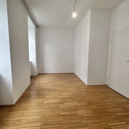 53m² Altbauwohnung, 2 Zimmer, Einbauküche & Lift für nur 289.000€ - Bild 3