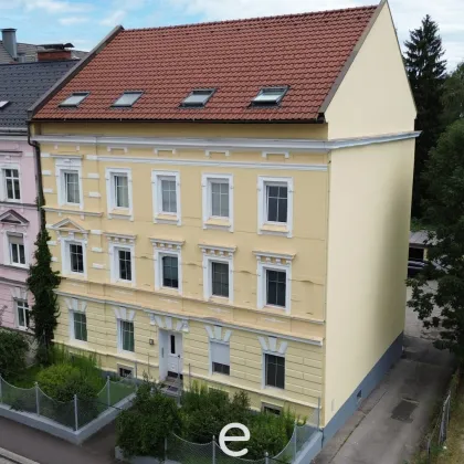 Altbau-Etagenwohnung im 2. OG, TOP 5, befristet vermietet! - Bild 2