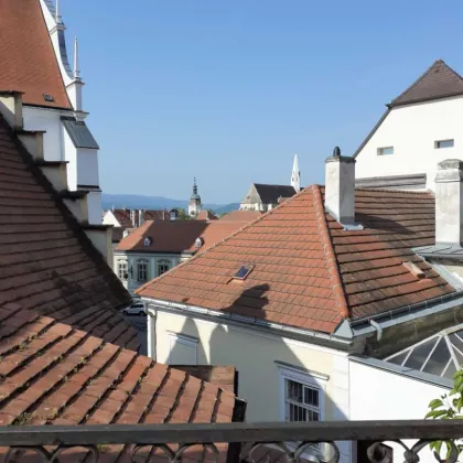 Spätgotischer Bau 15 Jhd im Zentrum Krems, 169m² mit Balkon, Terrasse und 1000 Jahre altem Weinkeller - Bild 2