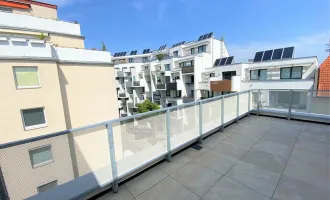 Wunderschöne 3 Zimmer Dachgeschosswohnung mit 40 m² Terrasse