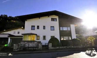 WATTENS - Gepflegtes Mehrfamilienhaus, gepflegte Gärten, 2 Balkone, 2 Garagen, Atelier & Holzschuppen