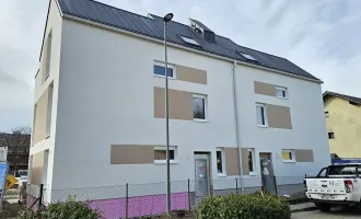 Traumhafte 148m² Doppelhaushälfte | Grünruhelage | 6 Zimmer | Schlüsselfertig | Ziegelmassiv-Bauweise | Luftwärmepumpe | Eigengärten | Terrassen | KFZ-Stellplätze + Lademöglichkeit E-Autos | PROVISIONSFREI