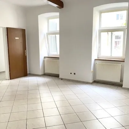 Hübsche und freundliche Wohnung Nähe U3-Johnstraße + Meiselmarkt, 2 Zimmer + Kabinett + Küche, ruhig! - Bild 2