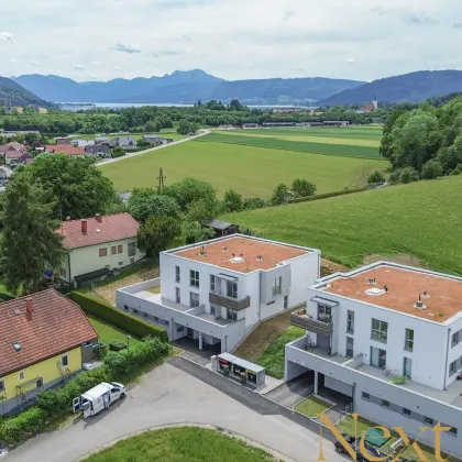 Wunderschöne 3-Zimmer-Neubauwohnung mit 252m² großem Eigengarten sowie Loggia/Terrasse in Seewalchen am Attersee! - Bild 2