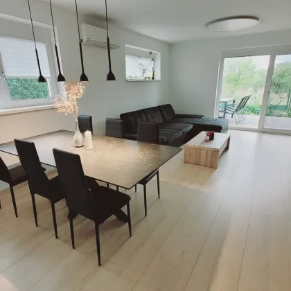 Modernisiertes Doppelhaus mit Garten, Keller und unverbautem Grünblick! - Bild 3