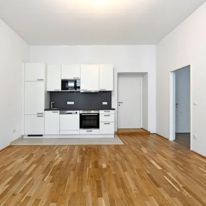 Altbaujuwel in bester Stadtlage - Schöne 2-Zimmer-Wohnung - Nähe Mariahilfer Straße - Bild 2