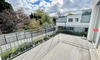 Sonniges 3 Zimmer Neubau-Dachgeschoss-Eigentum mit Terrasse & Grünblick in schöner Ruhelage