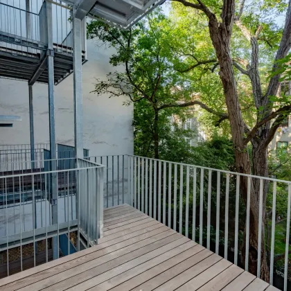 Schmucke Garconniere mit großem Balkon - Bild 3