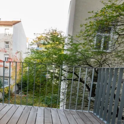 Klassische Altbau-Wohnung + Balkon im saniertem Stilaltbau - Bild 3