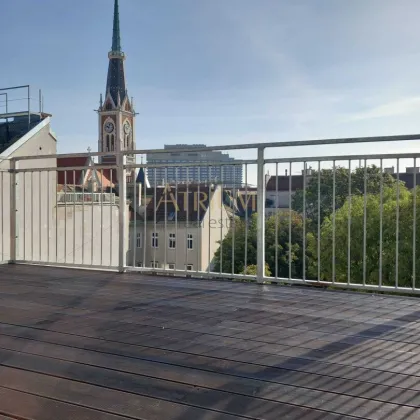 Helle Dachgeschoss-Maisonette mit Terrasse und Balkon in 1180 Wien - Bild 2