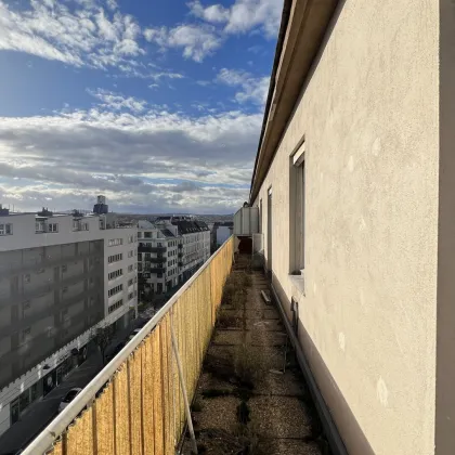 #SQ - SANIERUNGSBEDÜRFTIGE 4,5 ZIMMER WOHNUNG MIT BLICK NACH SCHÖNBRUNN - MARIAHILFERSTRAßE / TOP 38 - Bild 2