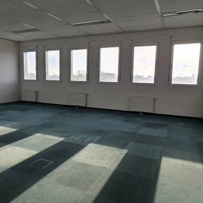 2820 m2 Büroetagen im Industriegebiet Strebersdorf - Bild 2