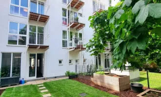 Neuer Preis! Blick ins Grüne + Absolute Hofruhelage! Frisch sanierte Kleinwohnung mit hofseitigem Balkon! Tolle Infrastruktur + Garagenplatz im Haus + Küche optional! Jetzt zugreifen!