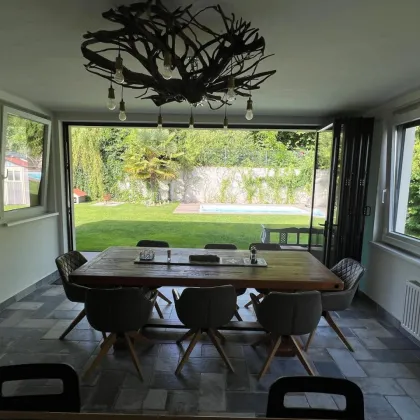 Traumhaftes Einfamilienhaus in Oberwart - Luxuriöses Wohnen auf 327m², vollsaniert mit Garten, Terrassen, Garage und Einbauküche! - Bild 2