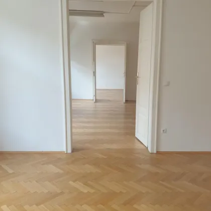 Schlögelgasse 5 - Büro- und Praxisräumlichkeiten im Altbau - Nähe Dietrichsteinplatz zu vermieten - Bild 3