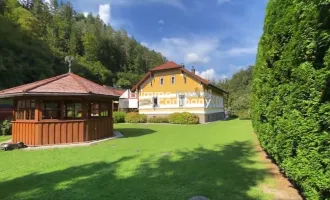 Elegantes Landhaus mit privatem Waldstück