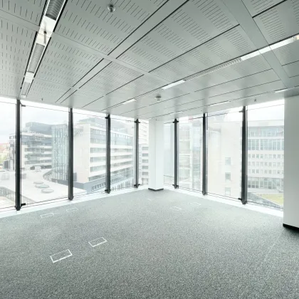 Office im einzigartigen Hochhaus mit ausgezeichneter Infrastruktur und Panoramablick! - Bild 2