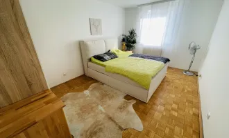 TOLLES ANGEBOT! Zentrale, super aufgeteilte 80m² Wohnung mit Sonnenbalkon und Vollholz-Küche zu verkaufen! 3-Zimmer! Perfekt für eine WG oder klein Familie geeignet!