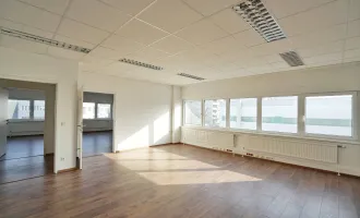 Büroetage mit ca. 265 m² im Industriezentrum NÖ-Süd !!! Anmietung einer Halle im gleichen Objekt ebenfalls möglich !!!