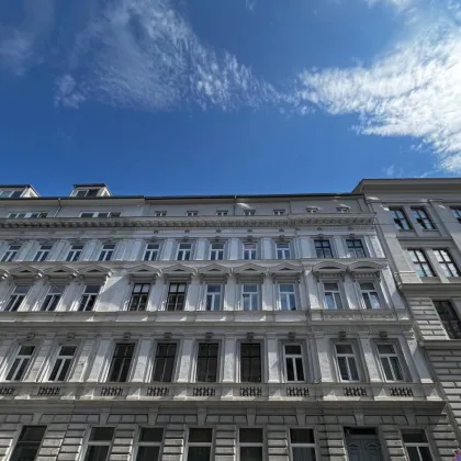 Traumhafte Altbauwohnung in historischem Zinshaus in 1040 Wien - Bild 2