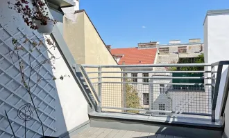 3-Zimmer Dachgeschoss Maisonette mit Hofterrasse, nähe Liechtensteinpark!