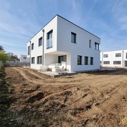 205 m² GARTEN! INKLUSIVE CARPORT, ROLLLÄDEN UND KLIMA. EXZELLENTES 4 ZIMMER ZIEGELHAUS IN RUHIGER EINFAMILIENHAUSLAGE. - Bild 3