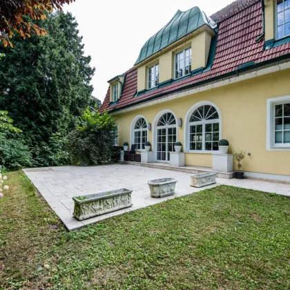 Traumhaft luxuriöse Villa mit großzügigem Garten, Pool und Sauna! - Bild 3