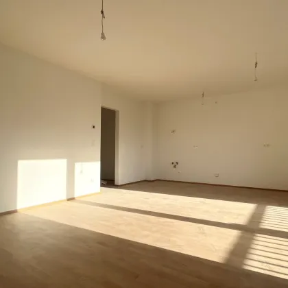 3 Zimmerwohnung mit perfekter Raumaufteilung und Balkon im Erstbezug - Bild 2