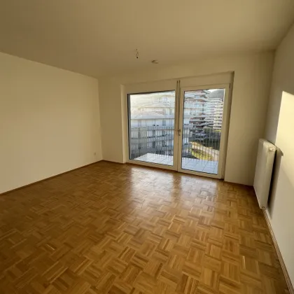 2 Zimmerwohnung mit Balkon und unbefristetem Mietvertrag - Bild 3