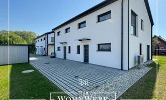 TOP Preis-/Leistung mit € 2.900 / m² | Fertigstellung demnächst | Fabelhafter Wohntraum mit Eigengarten | Ruhe & Entspannung garantiert | Doppelcarport | Obervogau
