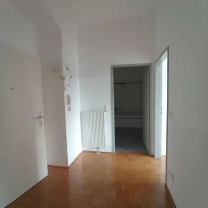 Sehr schöne 2 Zimmer Wohnung in schönen Neuhaus, - Bild 2