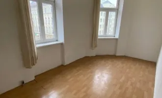 Simple Wohnung unweit vom Einkaufszentrum LUGNER CITY