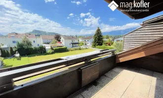 Gisingen: Traumhafte Dachgeschosswohnung mit Balkon und eigener Garage