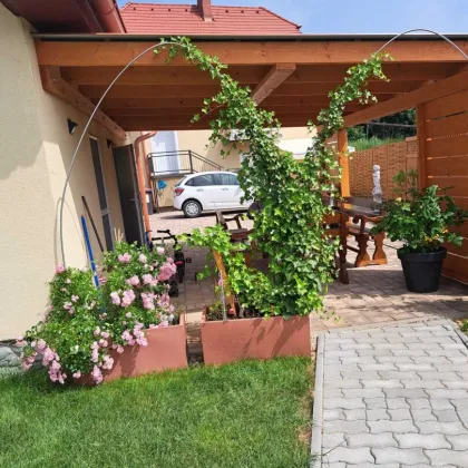 Neuer Preis! Modernes Einfamilienhaus in Güssing - vollrenoviert, mit Garten, Terrasse, Garage und Solarenergie! - Bild 2