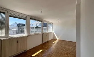 **WG-Traum** Großzügige 4-Zimmer-Wohnung in bester Innenstadtlage! **Aktion - 1-Monat Mietzinsfrei!**