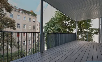 STIL-ALTBAU mit GROSSEM BALKON! Erstbezug in generalsaniertem Wohnprojekt in zentraler Lage