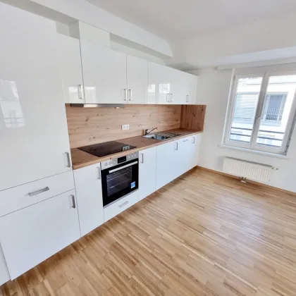 Neuer Preis! Traumhafte Eckwohnung! Hell + Ruhige Einbahnstraße + Wunderschön saniertes Altbauhaus + Stylisches Stiegenhaus + Tolle Infrastruktur und Anbindung + Lebensqualität! Jetzt zugreifen! - Bild 3