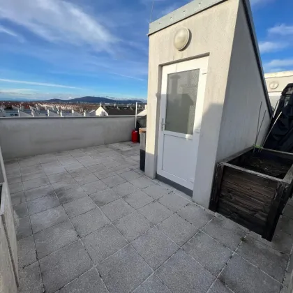 NEUER PREIS! VÖSENDORF SEEPARK!!! Geförderte 3-Zimmer-Maisonette-Wohnung mit Balkon und Dachterrasse - Bild 2