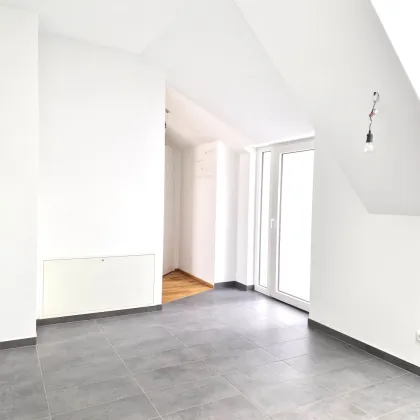 Exklusive helle Dachgeschosswohnung mit Dachterrasse und Weitblick! *Erstbezug* - Bild 3