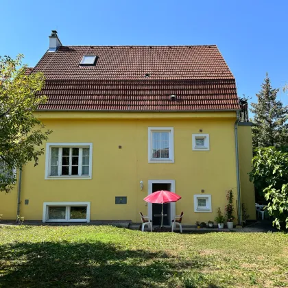 Ein-/Mehrfamilienhaus in Baden - Großzügiger Wohnkomfort mit wunderschönem Garten - Bild 3