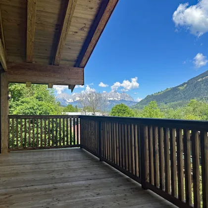 Exklusives Chalet in ruhiger Wohngegend mit Blick in die Bergwelt - Bild 2