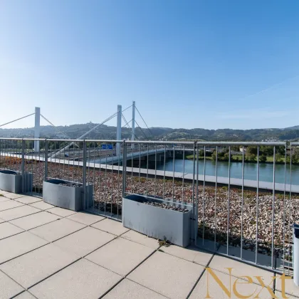 Neuwertige Bürofläche mit Donaublick, idealer Verkehrsanbindung und Dachterrasse in Linz zu vermieten! - Bild 3