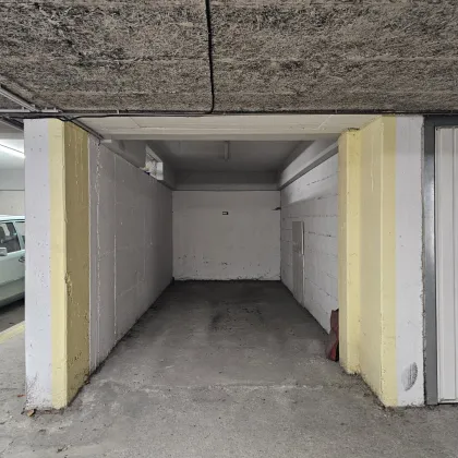 Tiefgaragenstellplatz in ruhiger Wohngegend - Bild 2