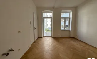 #SQ - ERSTBEZUG: 2-ZIMMER-ALTBAUWOHNUNG MIT TERRASSE UND BALKON IN RUHELAGE!