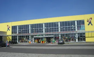 Top Gewerbeimmobilie in Eisenstadt neuwertige Halle 3053m²auf 8808m² Grund, 122 Stellplätze Personenaufzug - ideal für Ihr Business!