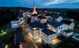 Neuwertige 3-Zimmer-Wohnung mit möblierter Küche und Terrasse in Maria Schmolln