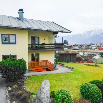 Zweifamilienhaus mit großzügigem Garten und Dachgeschossausbau - Bild 2