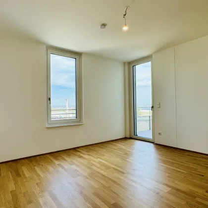 Exklusive Dachgeschoßwohnung in Deutsch-Wagram - Erstbezug mit Balkon & Terrasse, 2 KFZ Garagenplätze - PROVISION BEZAHLT DER ABGEBER - Bild 2